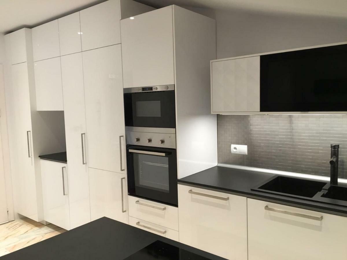 Апартаменты Penthouse A6 Parque La Carolina/Carolina Park Марбелья Экстерьер фото